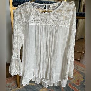 UMgee laced long sleeve blouse.